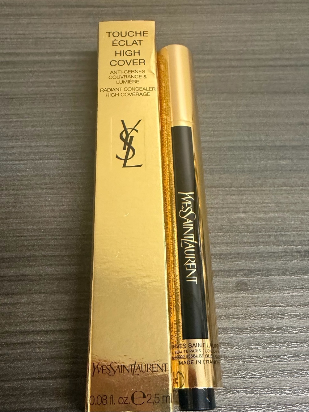 Yves Saint Laurent Touche Éclat High Cover Concealer - Gold and Black